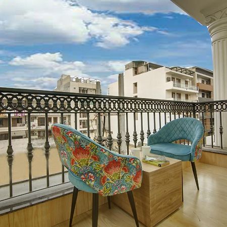古尔冈Anandam Club House公寓式酒店 外观 照片