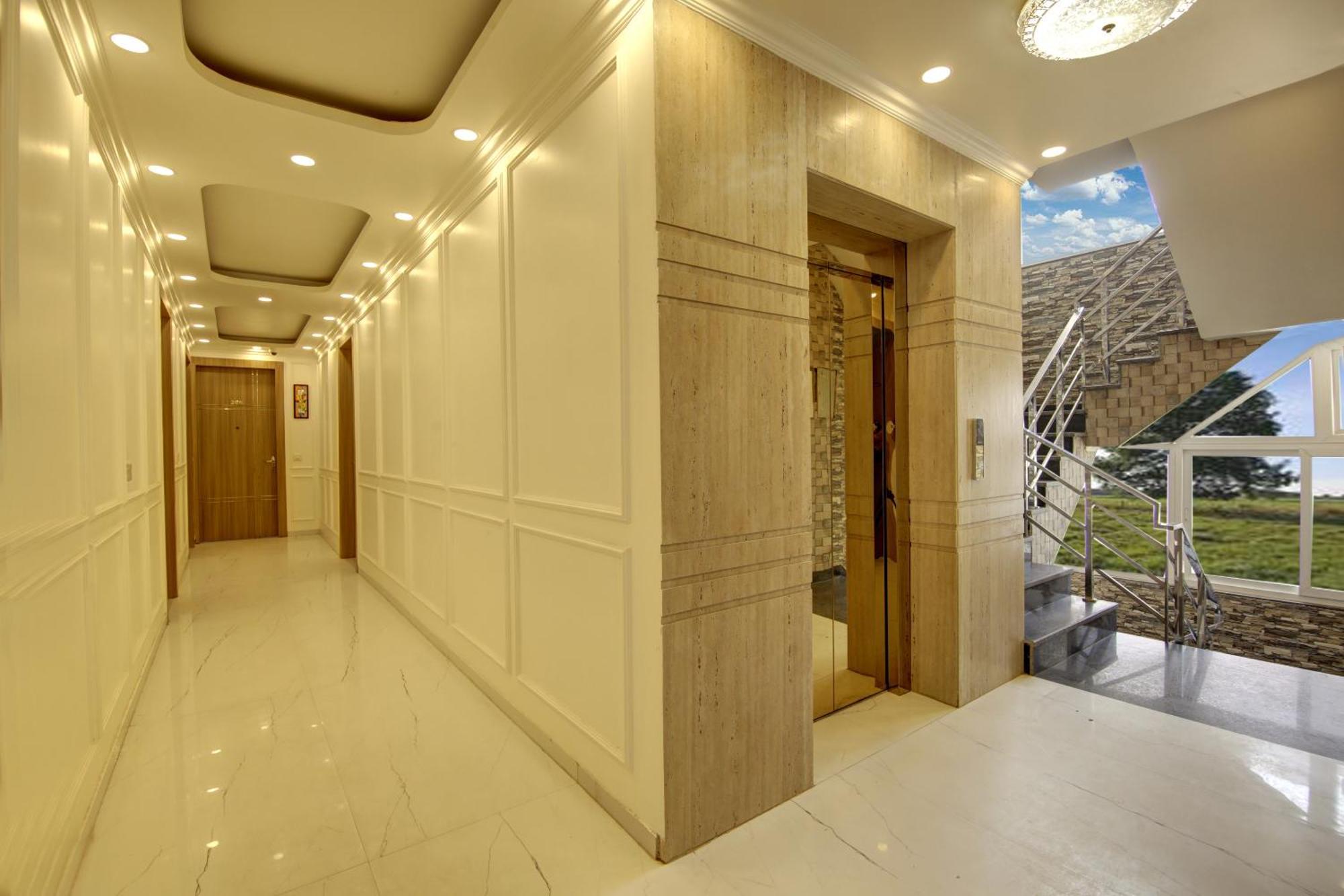 古尔冈Anandam Club House公寓式酒店 外观 照片